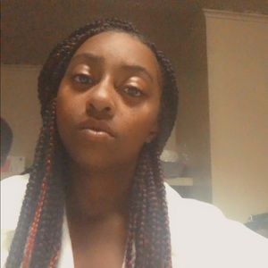 Meet your Posher, Garia